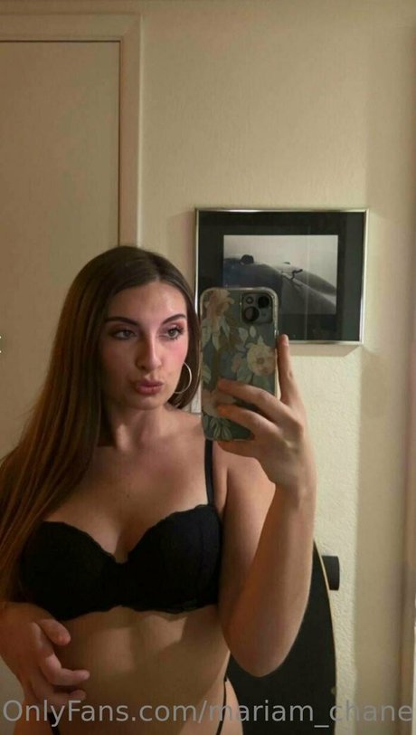 mariam chanel art model photo