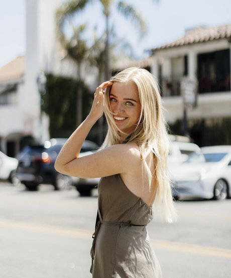 Eva Vlaardingerbroek star sex archive