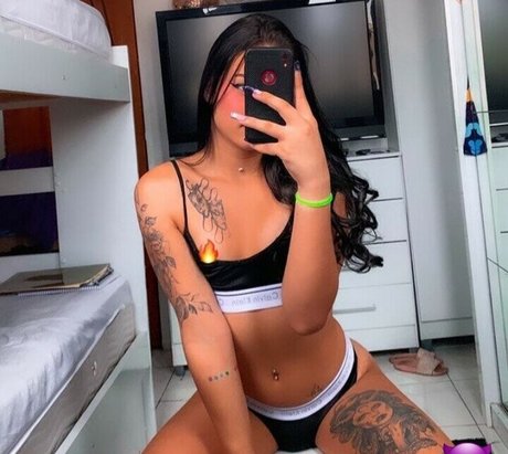 Pietra Ardivino hot pornstar gallery