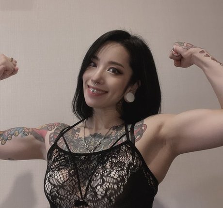 Azumi Puri model adult gallery