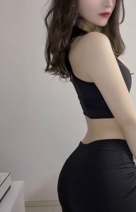 minachimaru pornstar naked img