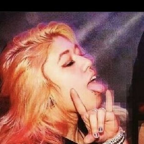 Little Darling 8 star sexy images