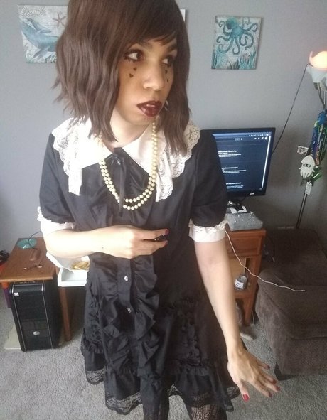 kitkat44 nice model pictures