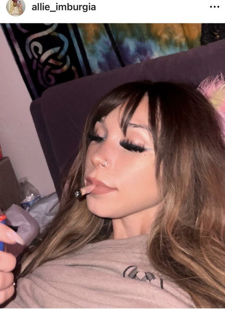 aliaremyinitials high quality model gallery