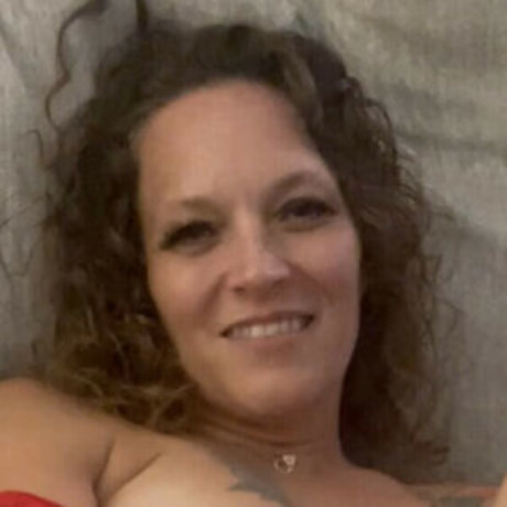 Broncocutie naked star photo