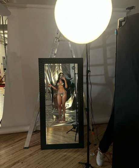 Desness pornstar erotic galleries