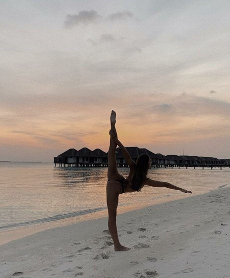 Demi Rawling model nice photo