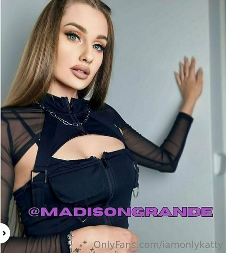 male tiktok stars onlyfans hot pics