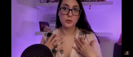 ASMR Alysaa erotic star photos