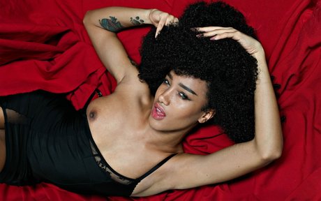 Rikae Crisi model pornographic pictures