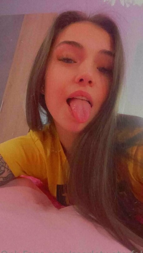 yourqueen3 high quality pornstar img