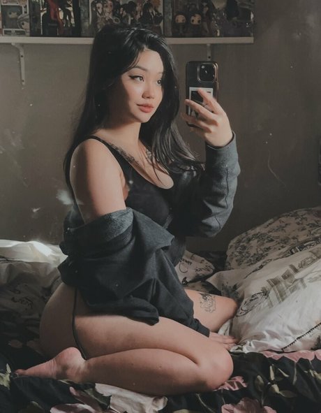 Mearokii pornstar naked gallery