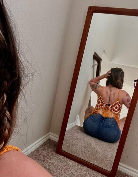 lilopeaches hot model archive