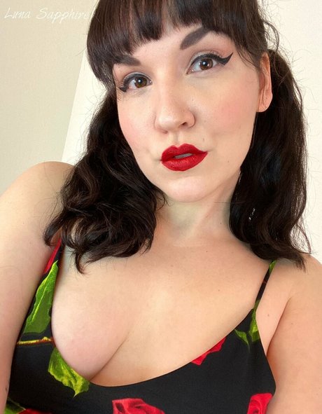 lunasapphire perfect pornstar pictures