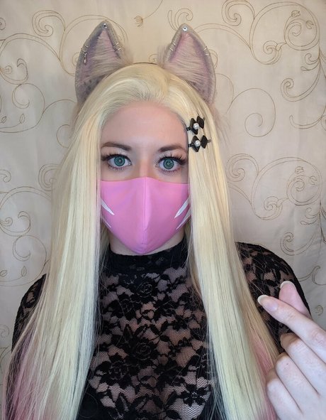 kimonokitsune pornstar naked img