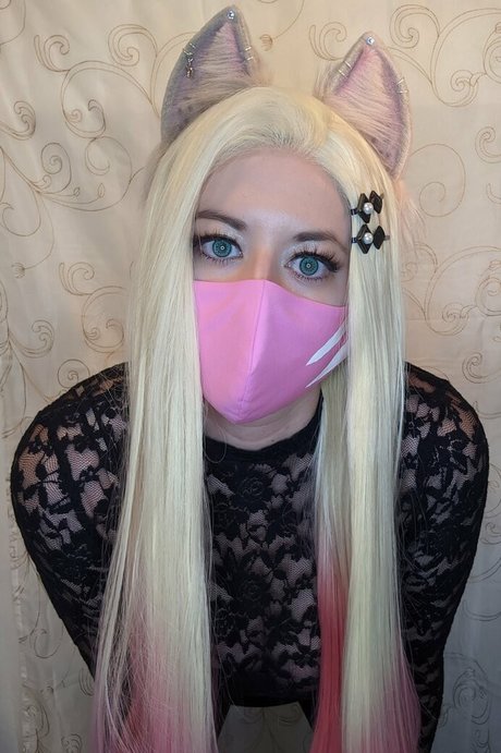 kimonokitsune nude star image