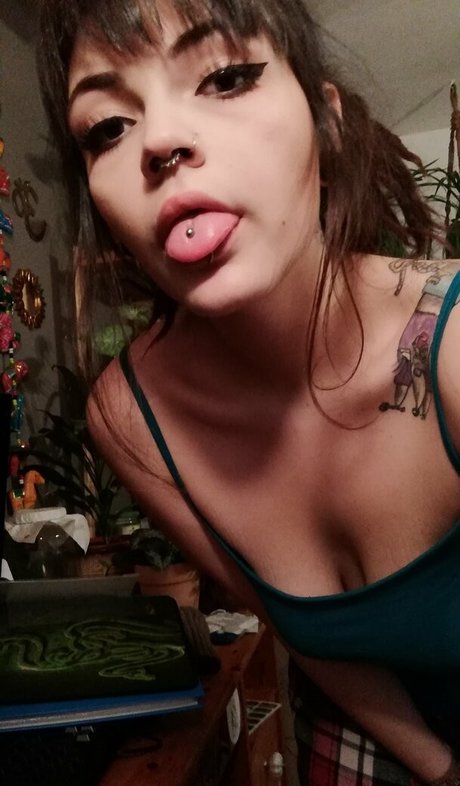 bisibeth nudes model images