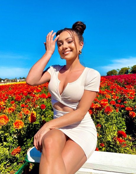 Ashley Nocera nice model img