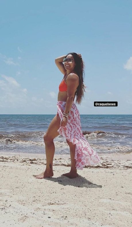 Raquel Rodriguez model naked picture