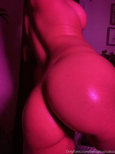 E Gamer Girlfriend model top img