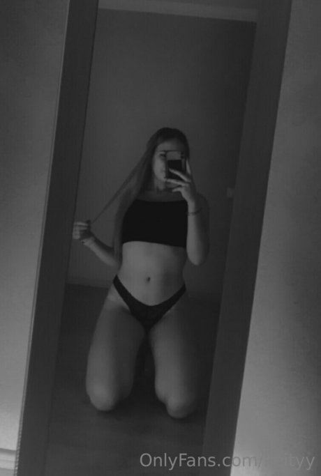 Keityy erotic model archive