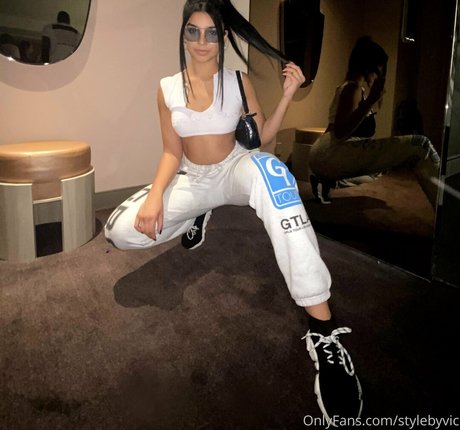 stylebyvic beautiful model images