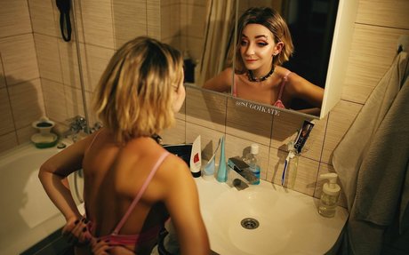 Sugoi Kate model art pic