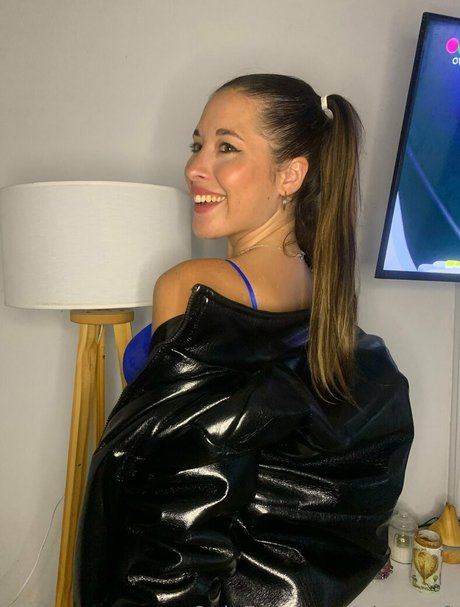 ninacroft exclusive actress images