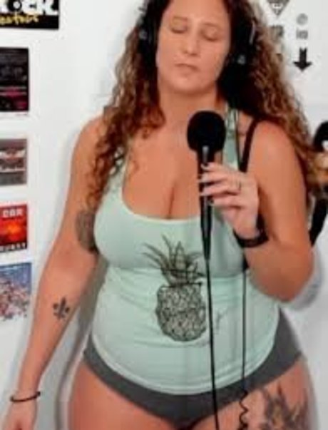 Katelyn Hatley model exclusive pics