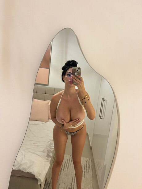 Yvonne Bar porn actress photos