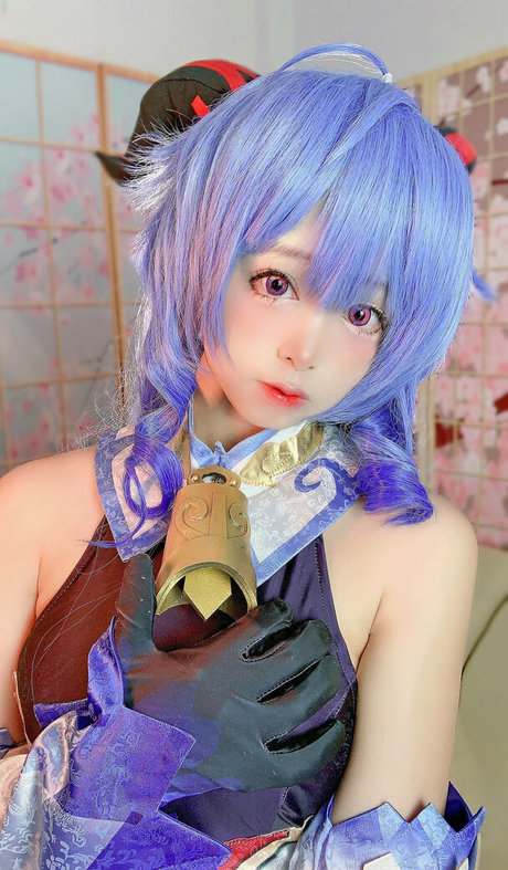 Remukira_ erotic model picture