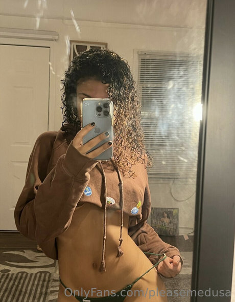 Aliakadir pornographic actress pic