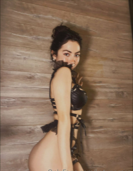 Katy Gamez free star photos