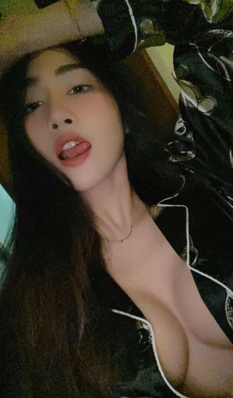 GungGingNsk nudes star photos