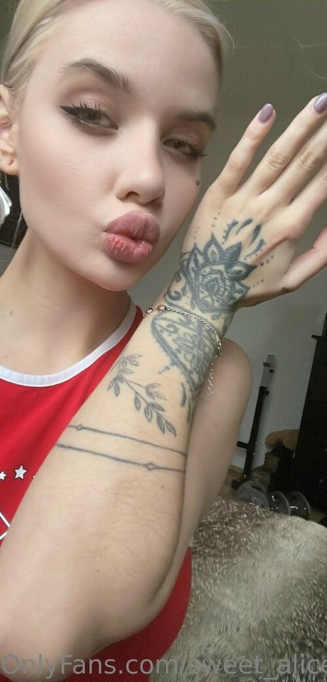 Sweet Aliceee model xxx image