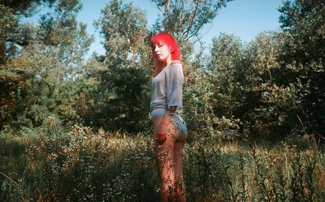 itsadeathwish model adult gallery