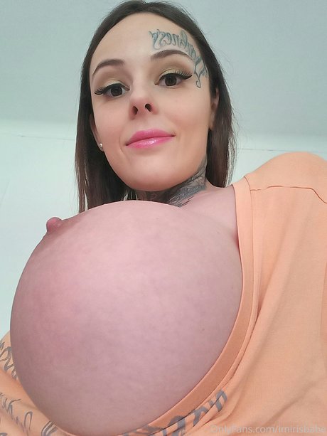 Iris dark pornstar nude pic