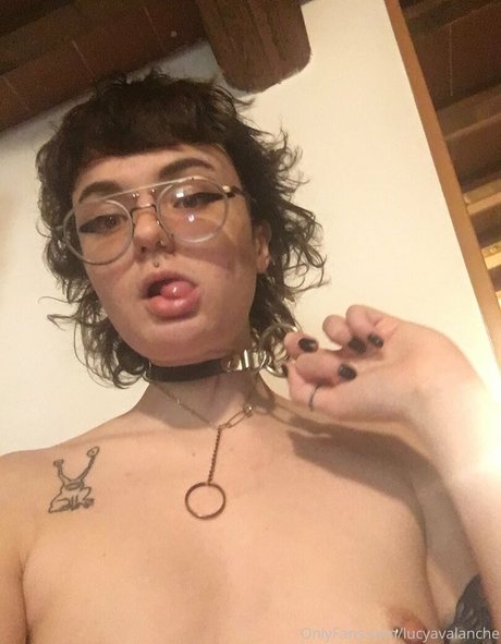 lucyxmachina adult star photo