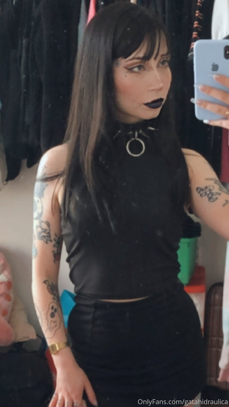 Khavesot star hot galleries