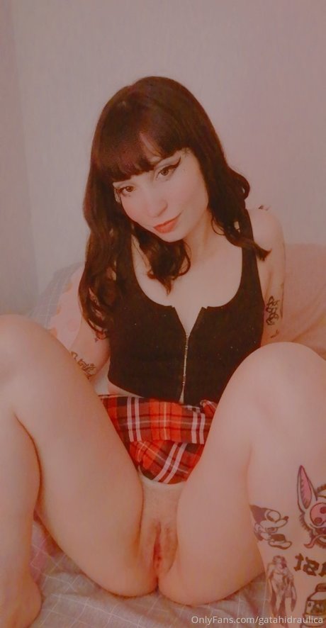 Khavesot pornstar pretty picture