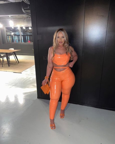 Esmee Dream hot star photo