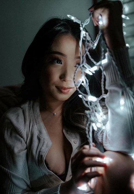 Lizzievx xxx star picture