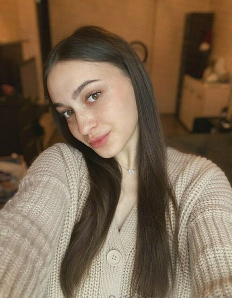 eve lin porn star image