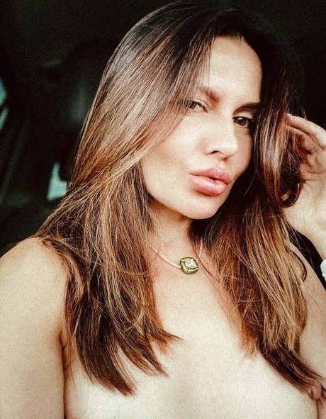 Elena Ptena pornstar naked photo