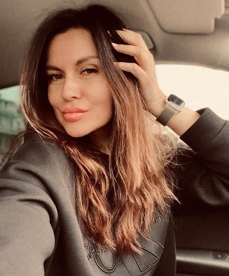 Elena Ptena pornstar erotic galleries