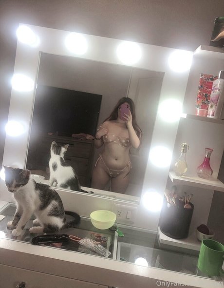 lilmawi model erotic gallery