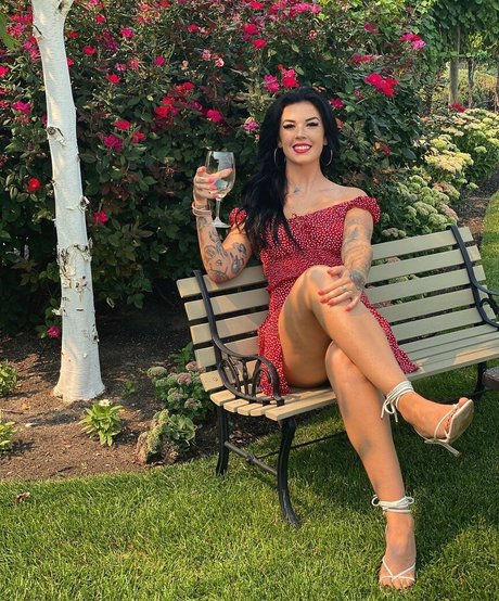 wtkhxrated nice model img