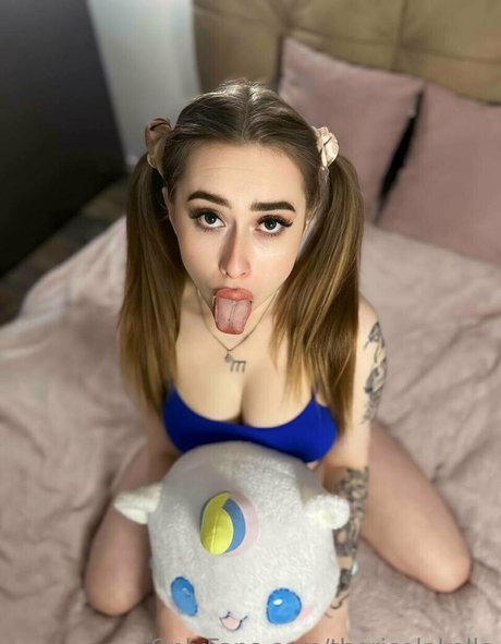 Ricole Kelle model hot pictures