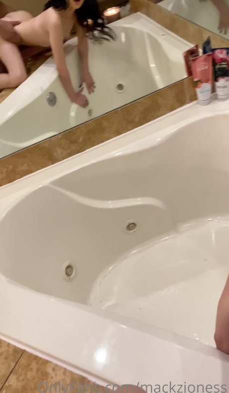 Mackenzie Jones model sex archive