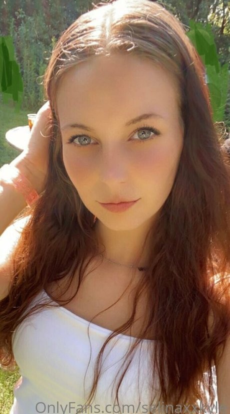 selinaxxkyle nudes star images